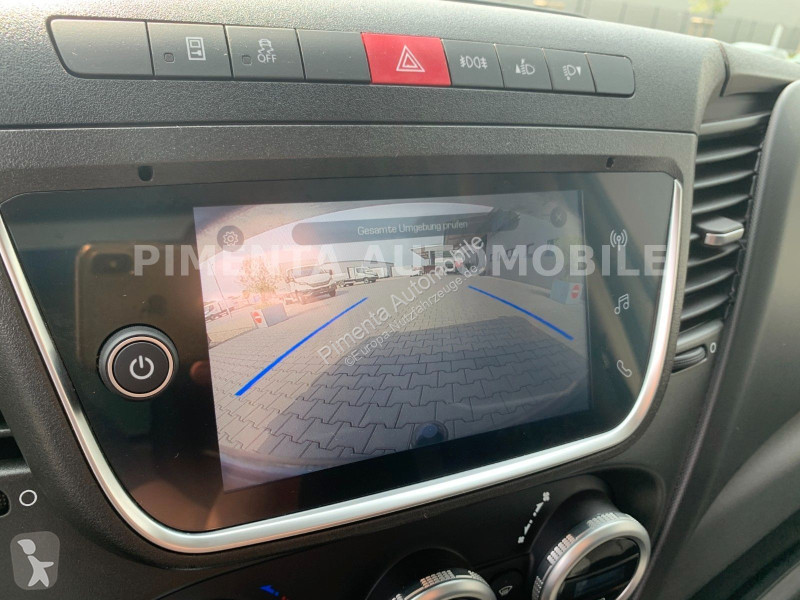Furgoneta Iveco 70C18H PRITSCHE SIEBD KISTE...