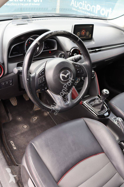 Samochód dostawczy Mazda  CX3