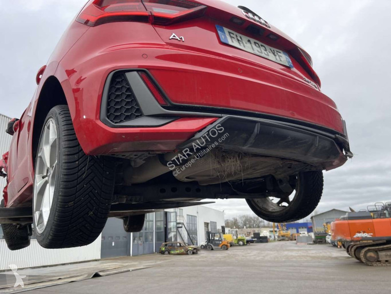 عربة نفعية Audi