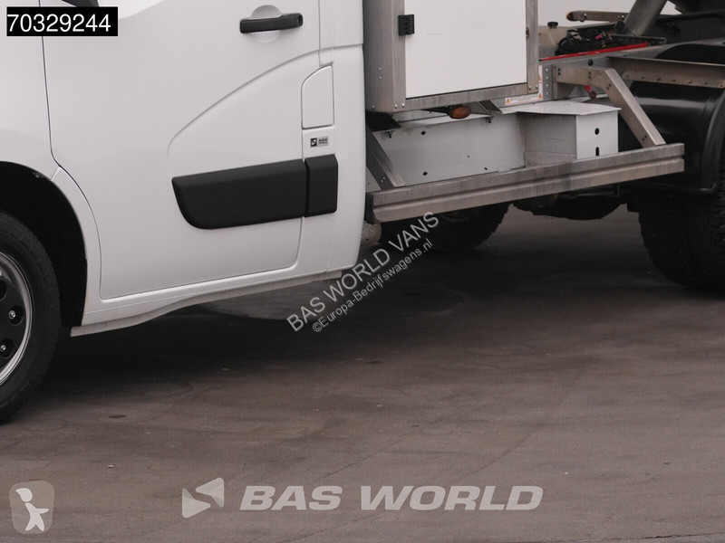 Furgoneta Renault Kipper met Kist Dubbellucht...