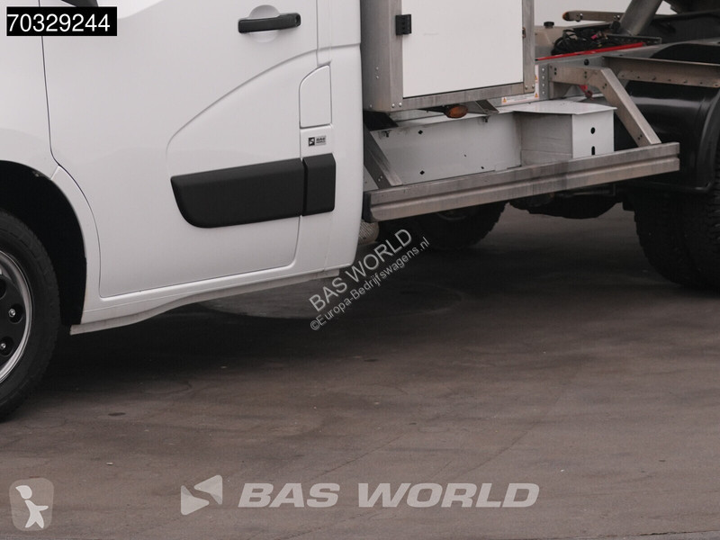 Furgoneta Renault Kipper met Kist Dubbellucht...
