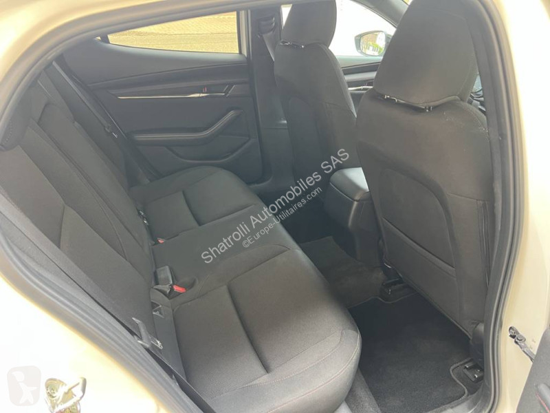 Samochód dostawczy Mazda (4) E-Skyactiv X...