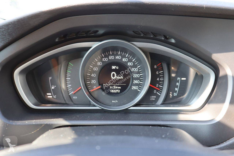 عربة نفعية Volvo
