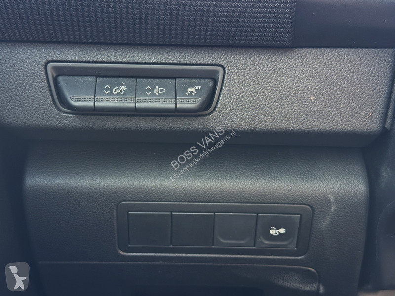 Samochód dostawczy Renault E-Tech 45kWh 122PK...