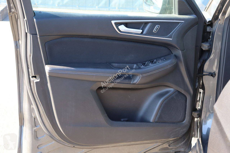 عربة نفعية Ford