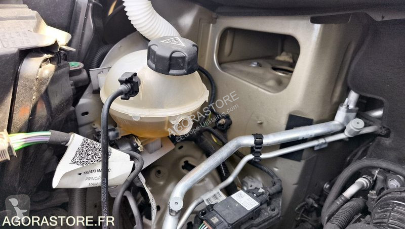 Véhicule utilitaire Opel ZAFIRA