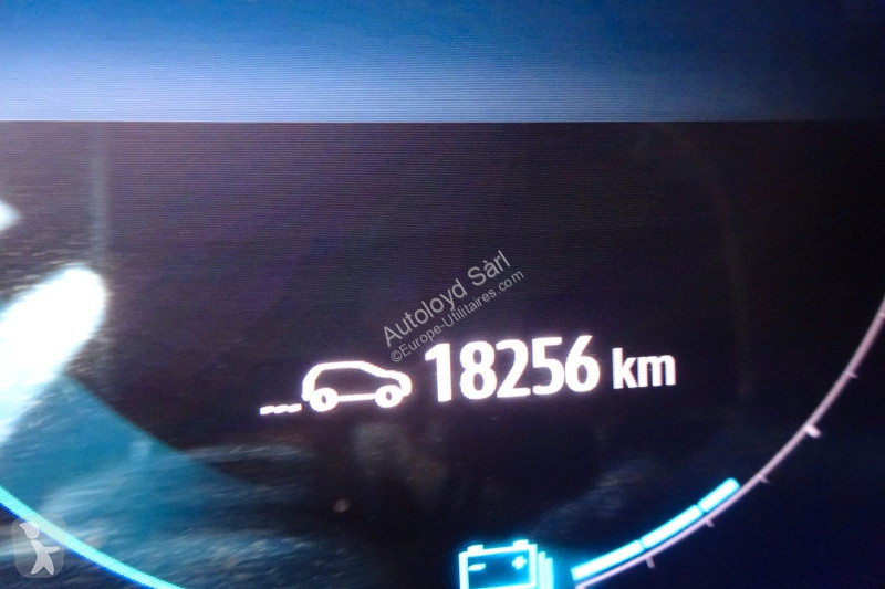 Véhicule utilitaire Mitsubishi 1,6 HYBRID 143 BVA