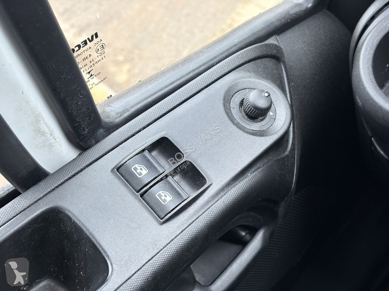 Véhicule utilitaire Iveco 35C16 3.0 160PK...