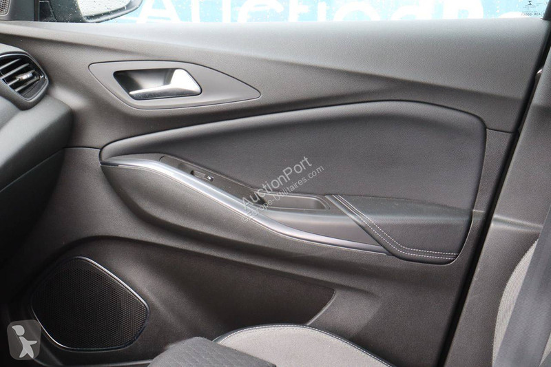 Véhicule utilitaire Opel