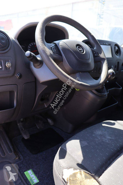 Véhicule utilitaire Opel