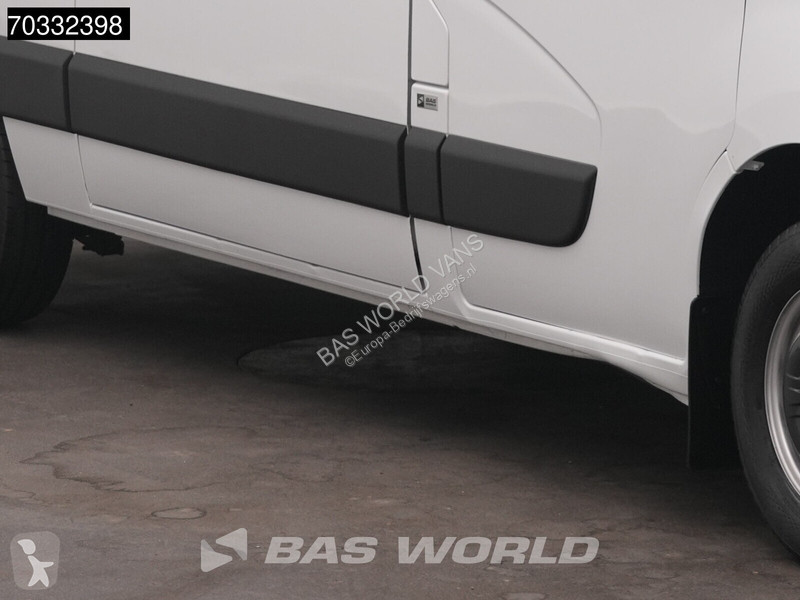 Bedrijfswagen Renault L2H2 Trekhaak APK 02/2027...
