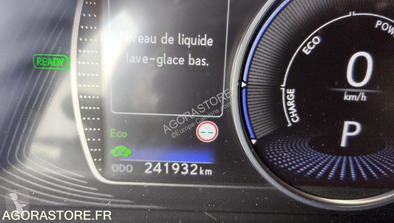 Véhicule utilitaire Lexus ES300H