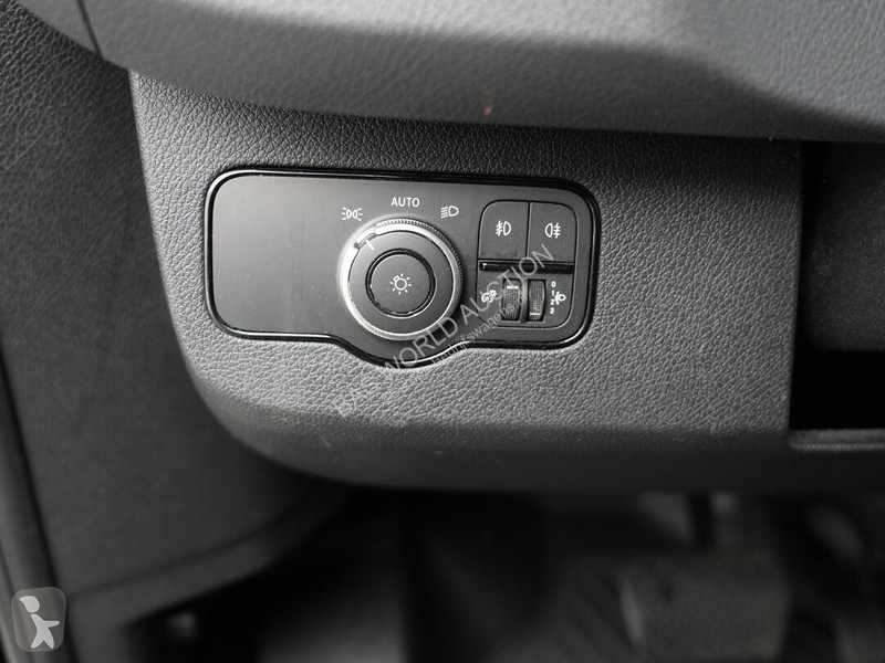 Véhicule utilitaire Mercedes 317 CDI