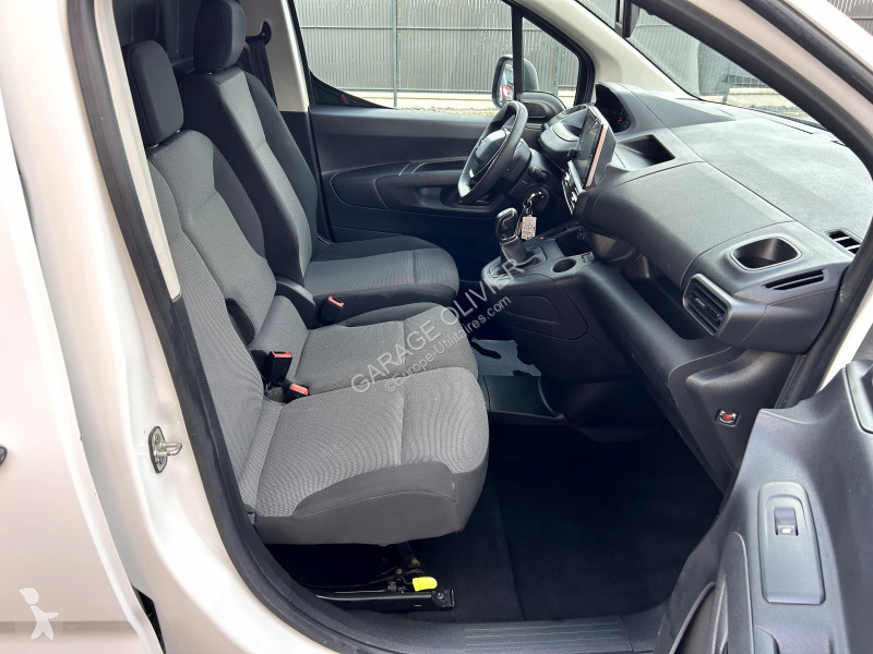 Furgoneta Peugeot Standard 650KG 1.5 Bluehdi...