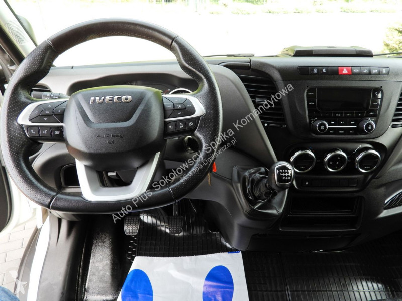 Лекотоварен автомобил Iveco 35C16 DAILY