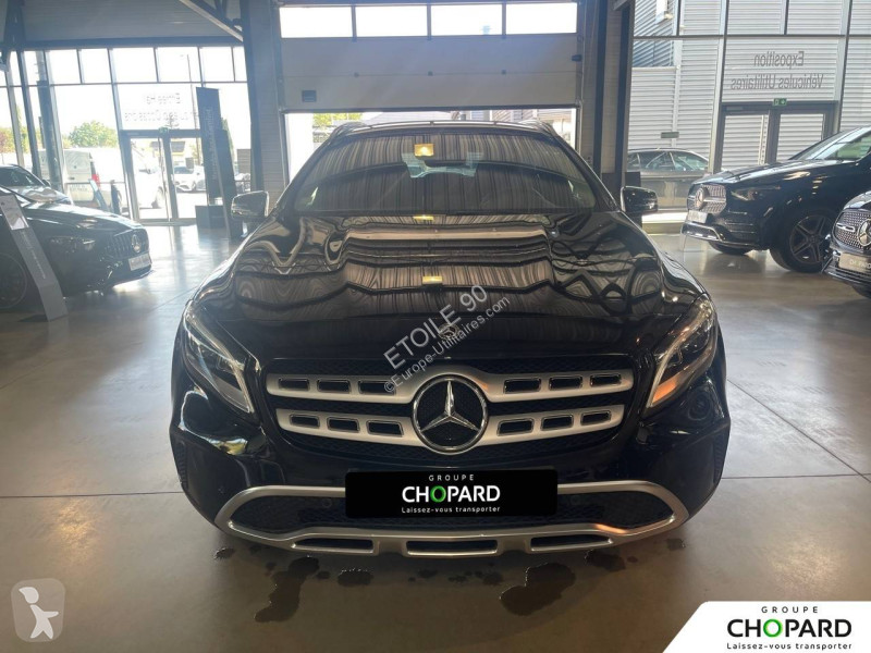 Лекотоварен автомобил Mercedes GLA 200 d 7-G...