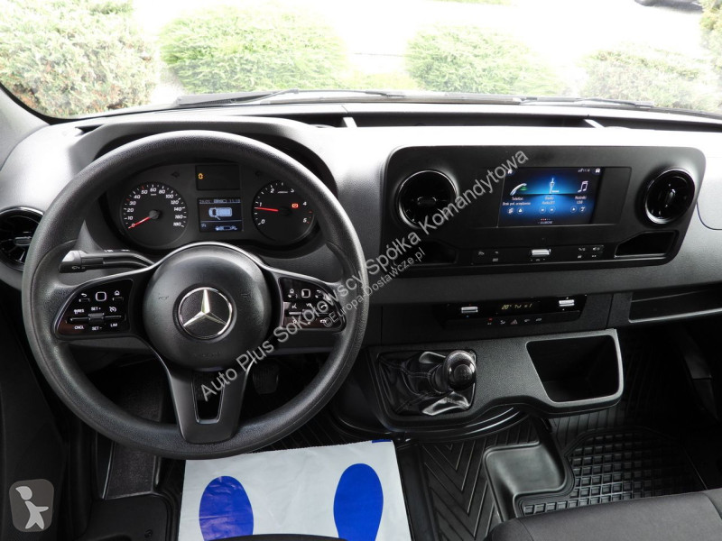 Furgoneta Mercedes 515