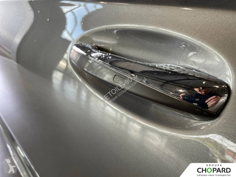 Лекотоварен автомобил Mercedes Classe A 250 e...