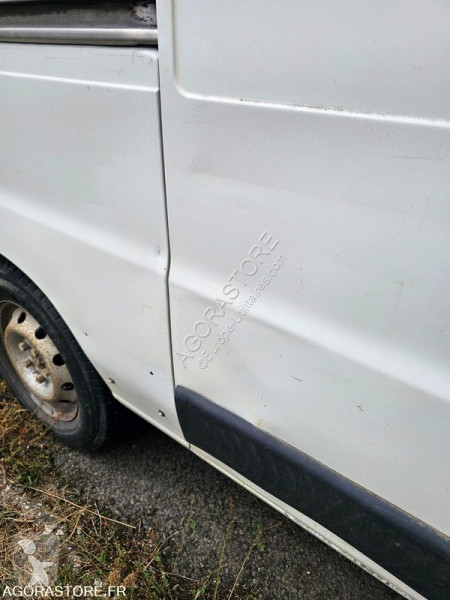 Лекотоварен автомобил Peugeot