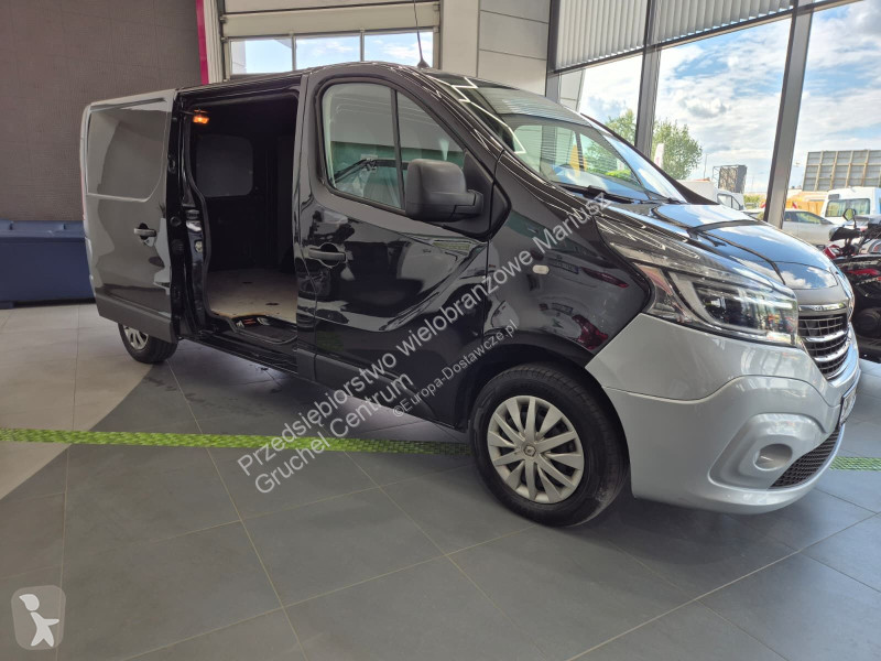 Furgoneta Renault Trafic 2.0 DCi 120 / L2H1 /...