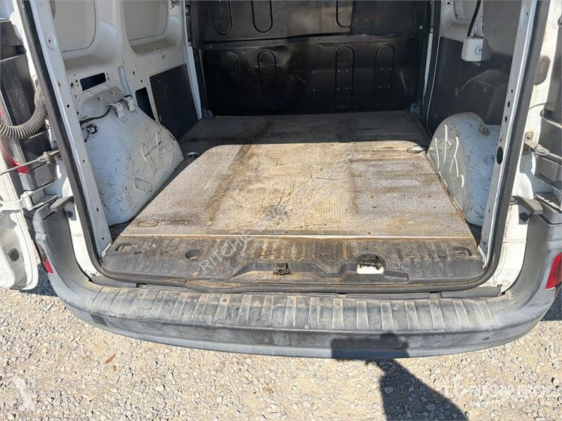 Furgoneta Renault Cargo Van