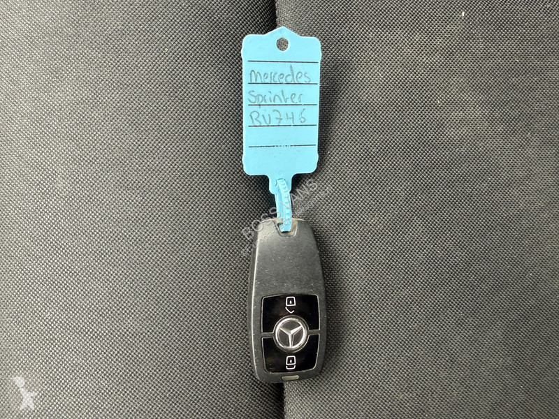 Bedrijfswagen Mercedes 314 2.2 140PK Automaat...