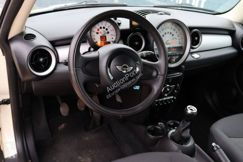 Mini One van