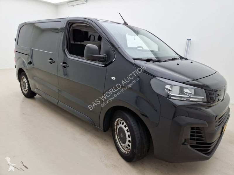 Užitkové vozidlo Peugeot 2.0 BlueHDi 145 EAT8...