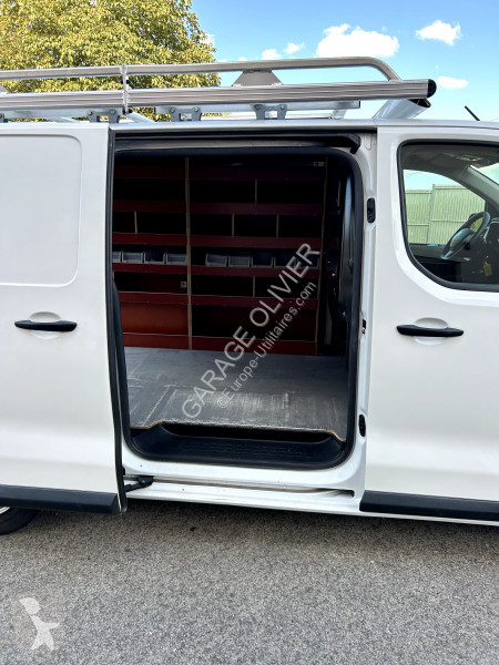 Коммерческий автомобиль Citroën M Bluehdi 120...