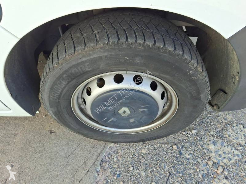 Furgoneta Renault 2.3 DCI 145