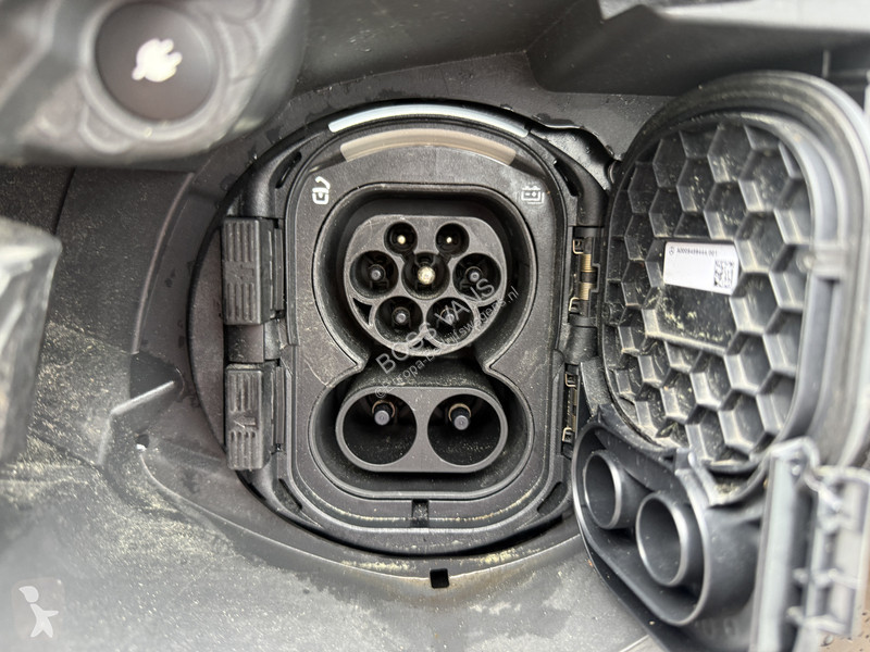 Furgoneta Mercedes 66kWh 120PK L2 280km WLTP...