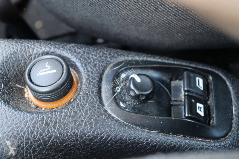 Haszongépjármű Peugeot CC