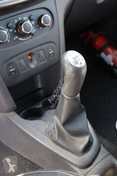 Haszongépjármű Dacia