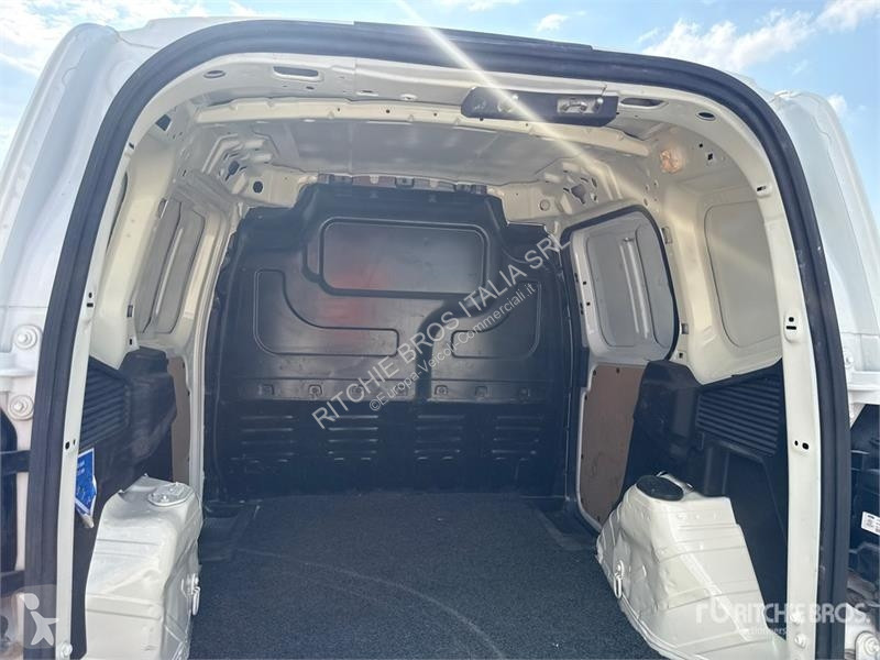Veículo utilitário Ford Courier Cargo Van