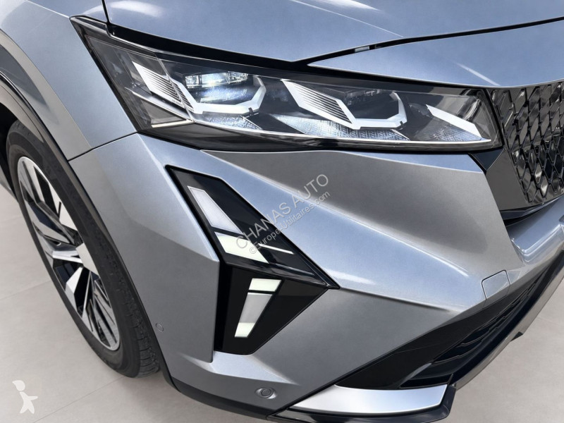 Furgoneta Renault 1.2 E-Tech full hybrid 200...