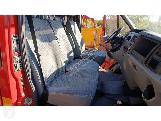 Коммерческий автомобиль Ford TRANSIT