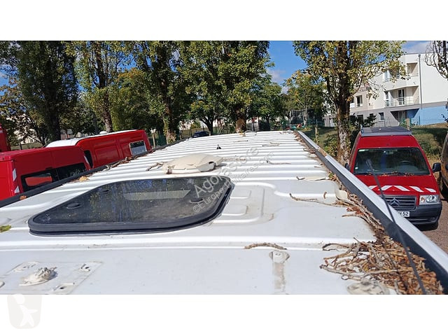 Коммерческий автомобиль Renault MASTER
