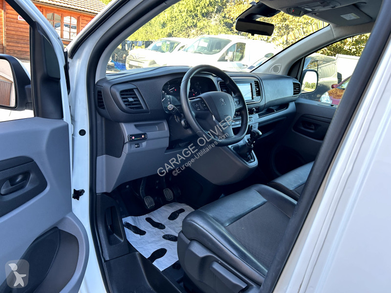Коммерческий автомобиль Peugeot Standard...
