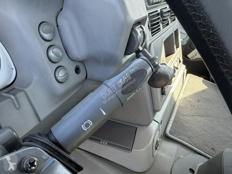 Furgoneta Iveco STRALIS Laweta Platforma Pomoc...