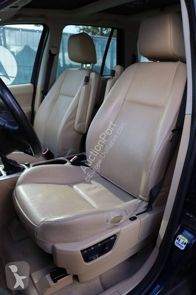 Véhicule utilitaire Land Rover HSE i6