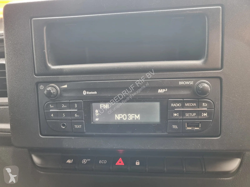 Véhicule utilitaire Renault 2.3 DCI Hoogwerker...