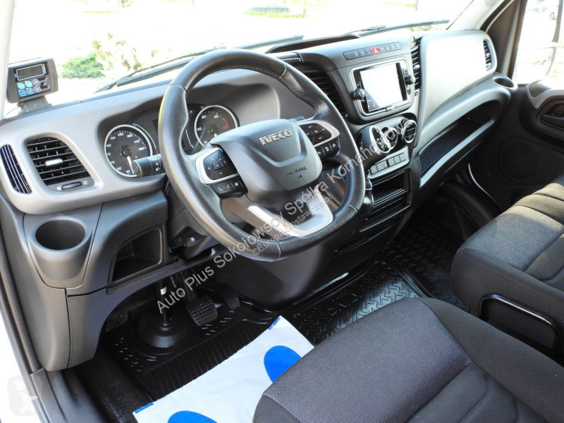 Véhicule utilitaire Iveco 35S16 DAILY