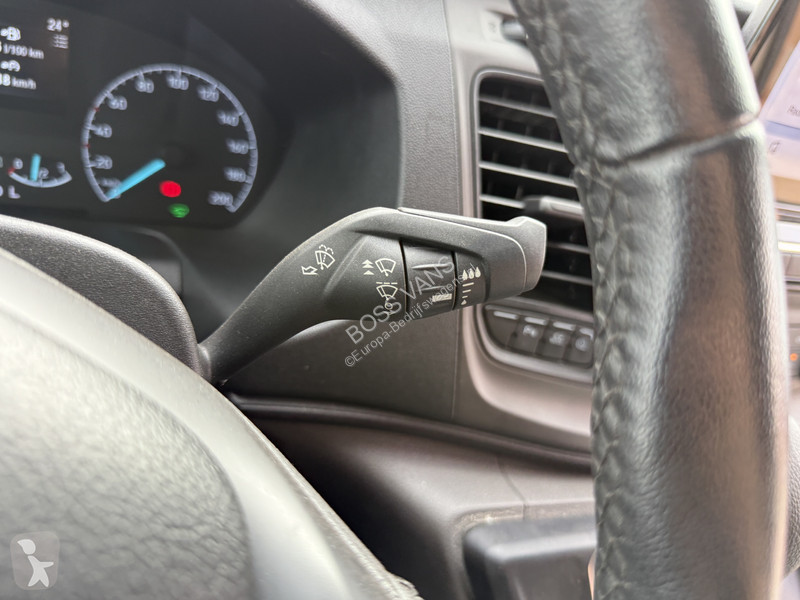 Véhicule utilitaire Ford 340 1.0 PHEV 120PK...
