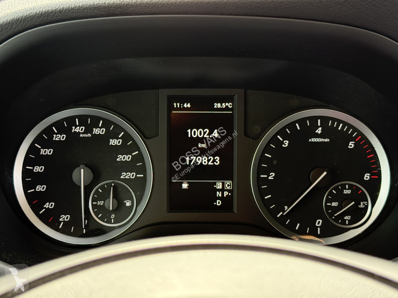 Véhicule utilitaire Mercedes 116 1.9 CDI