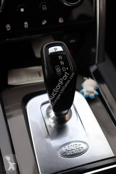 Véhicule utilitaire Land Rover D180 Sport