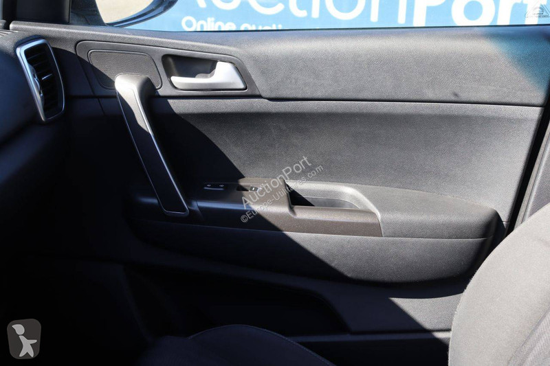 Véhicule utilitaire KIA