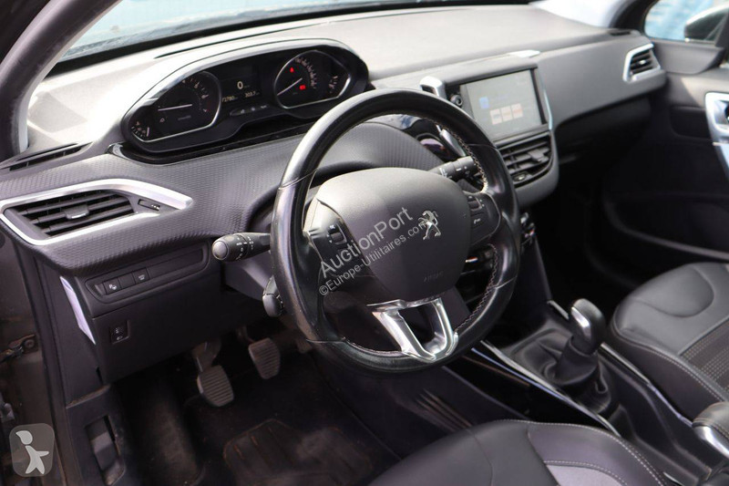 Véhicule utilitaire Peugeot