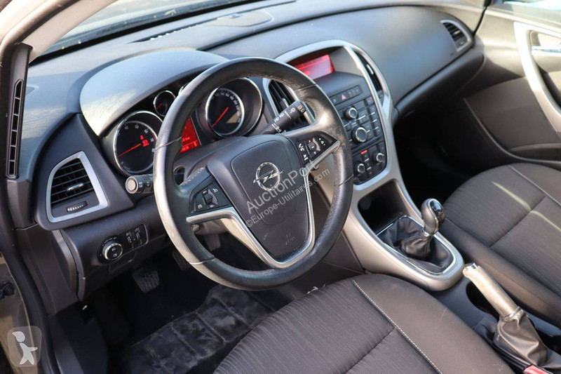 Véhicule utilitaire Opel