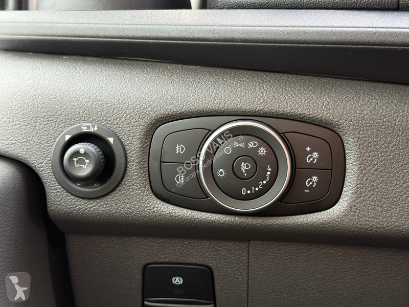 Véhicule utilitaire Ford e 68kWh 184PK E-