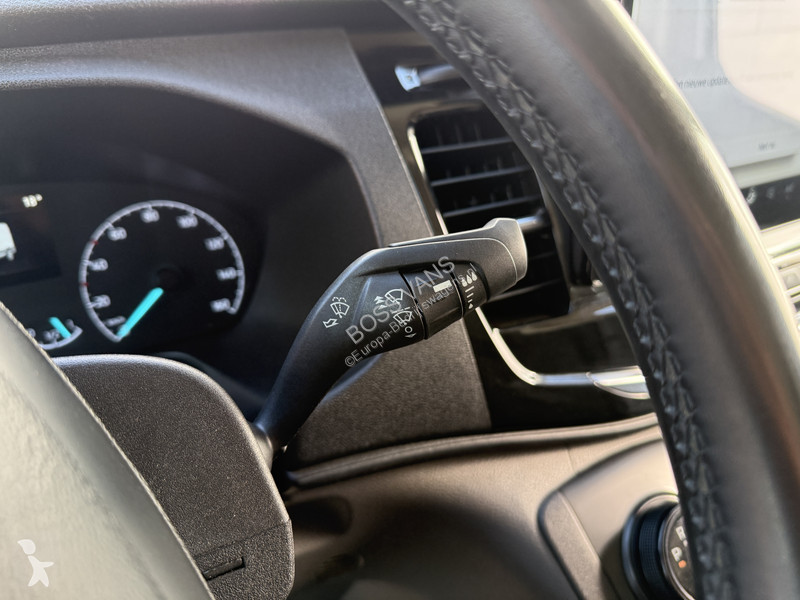 Véhicule utilitaire Ford e 68kWh 184PK E-